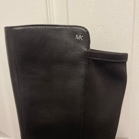 Size 6 Leather Michael Kors knee high boots like new condition. - Picture 2 of 4